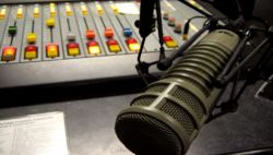 Nagraj audycj� radiow� - prezenty najlepsze pomys�y na prezent