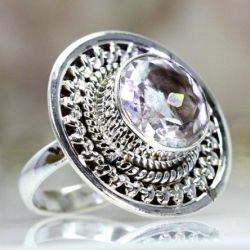 Srebrny pierścionek Kryształ